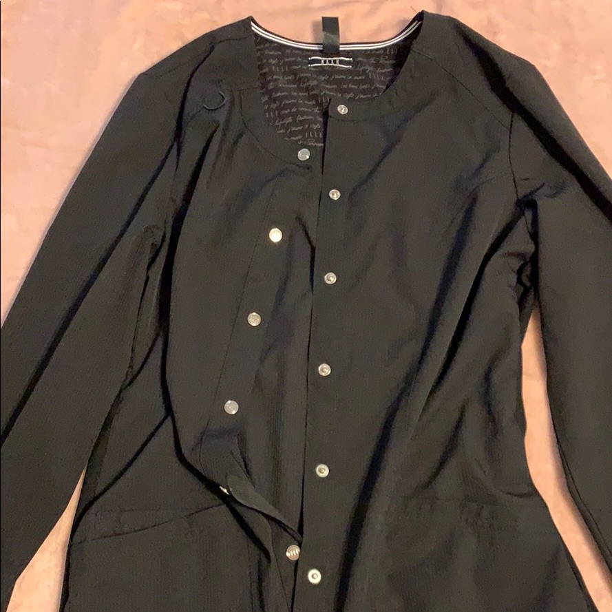 Elle Black Scrub Sets Small